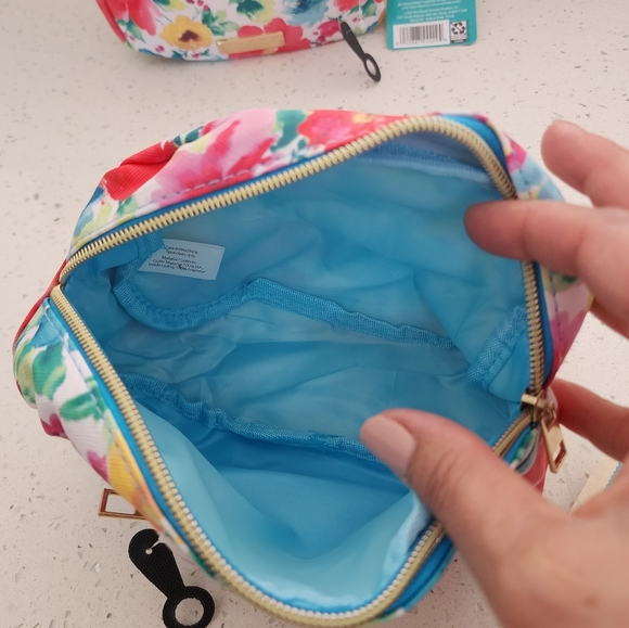 Cosmetic bag - Picture 5 of 5